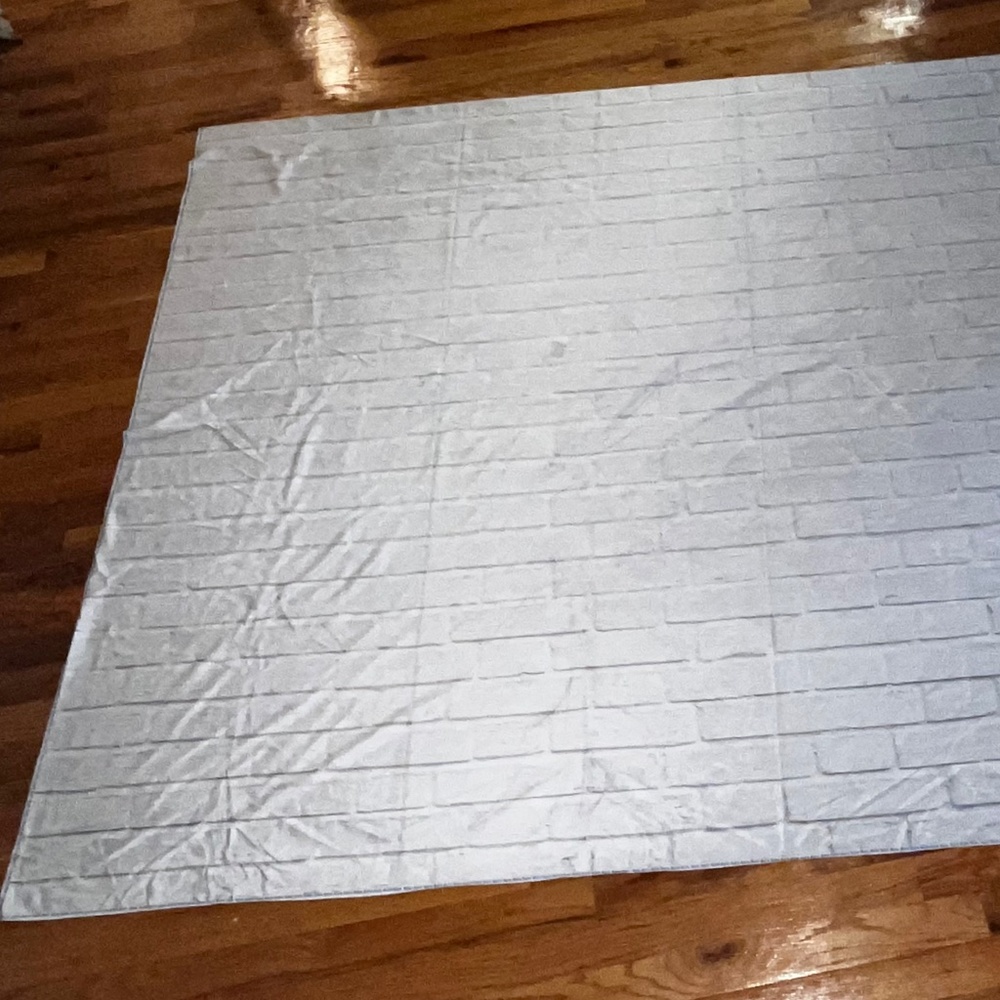 Kate backdrop white brick 5x7